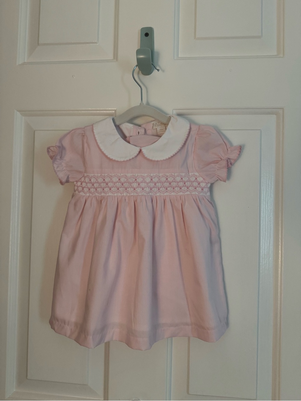 NWT Kissy Kissy Pink Smocked Dress  with White Peter Pan Collar